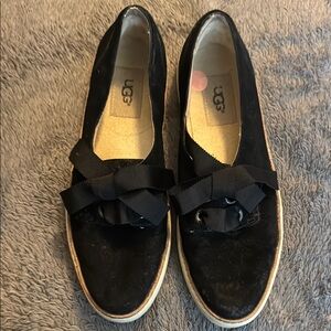 UGG Women's Black Bow Loafers